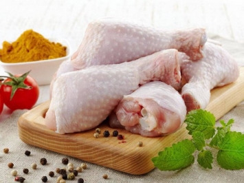 Ăn thịt gà khi bị vết thương hở có làm sao không